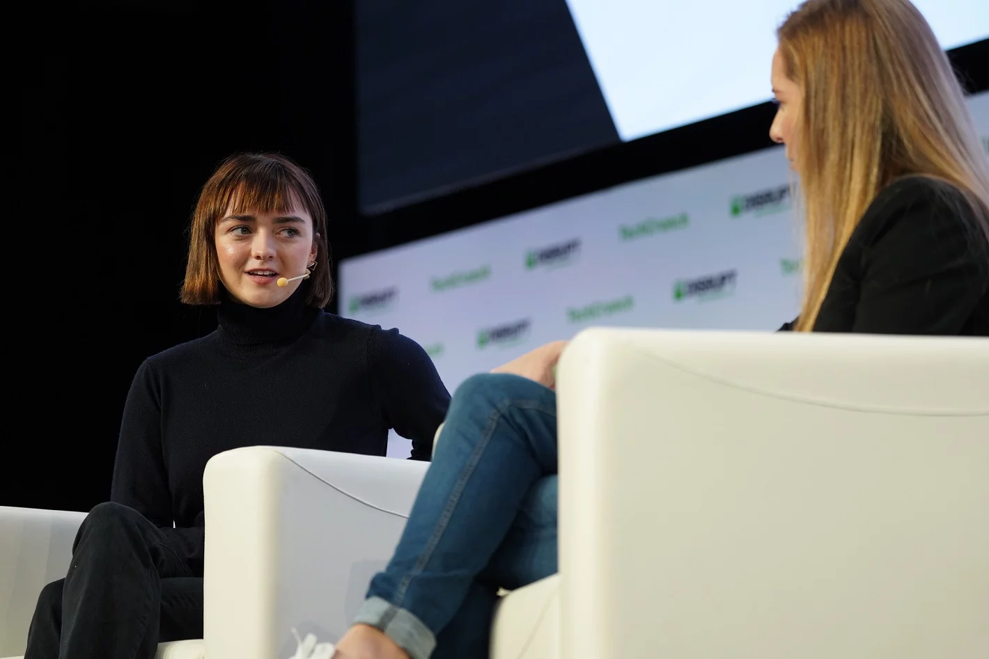 Maisie Williams'ın Daisie Start-up'ına dair verdiği röportaj